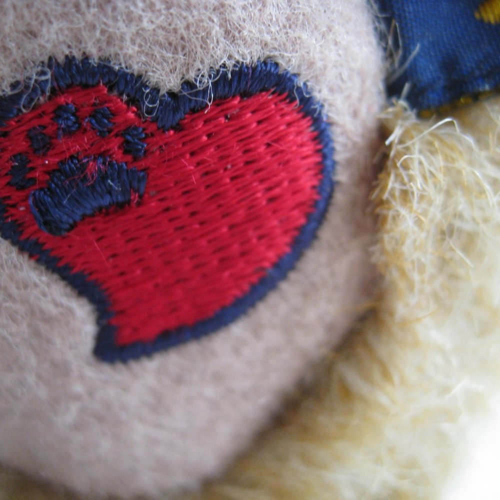 Boyds Bear Heart To Heart Brooke Brown Stuffed Animal Collection Red Heart Paw - Picture 10 of 10